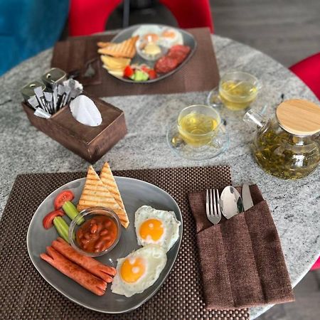 Terrasse Hotel & Bar 비슈케크 외부 사진